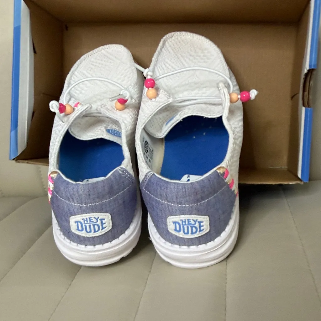 Women’s Hey Dude Wendy Shoes Boho Crochet Slip On size 9 white comfort slide - Image 5