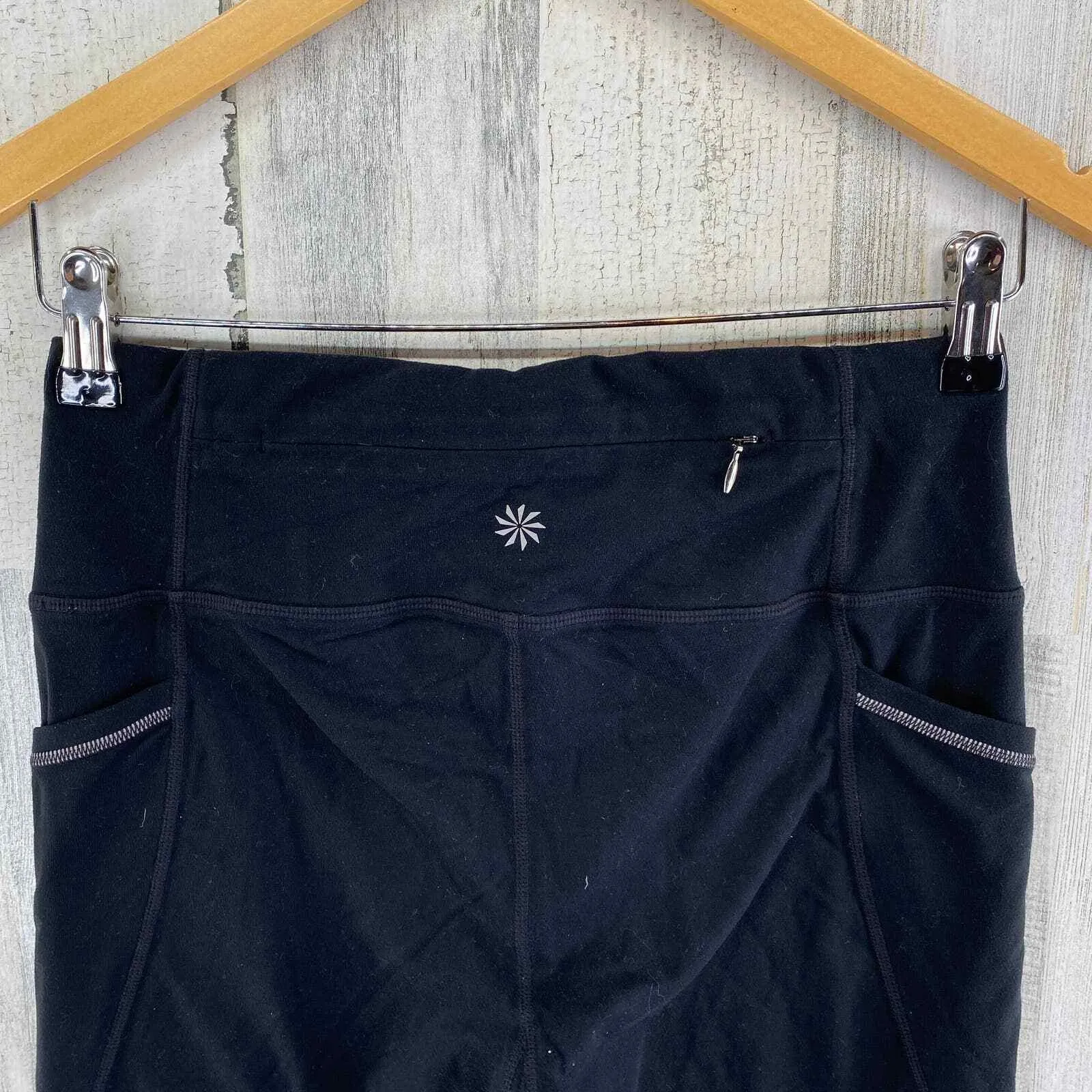 Athleta Leggings Women Small Black Floral Polyester Back Zip Pocket Side Pockets - Image 5