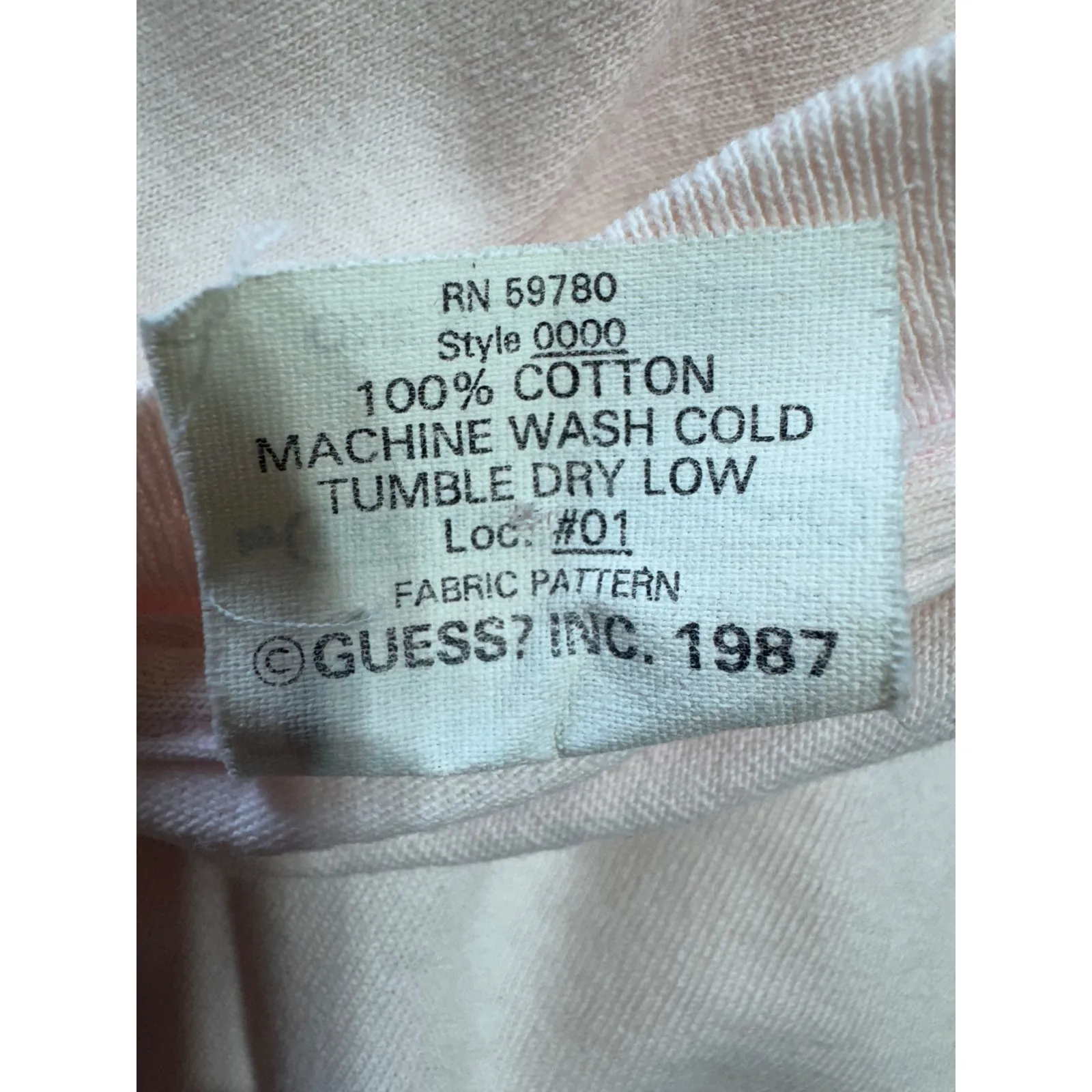 Vintage 1987 Guess USA‎ George Marciano Pink Graphic T-Shirt USA One Size RARE - Image 8