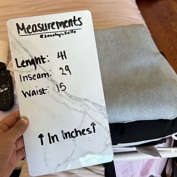 Adika Davis Straight Leg Distressed Jeans Size Medium Light Wash‎ - Image 7