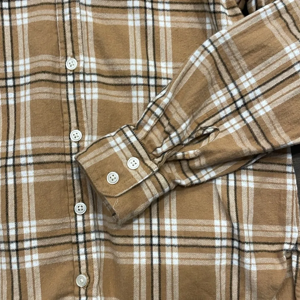 LOFT Tan Plaid Flannel Button Down - Size XS - Image 6
