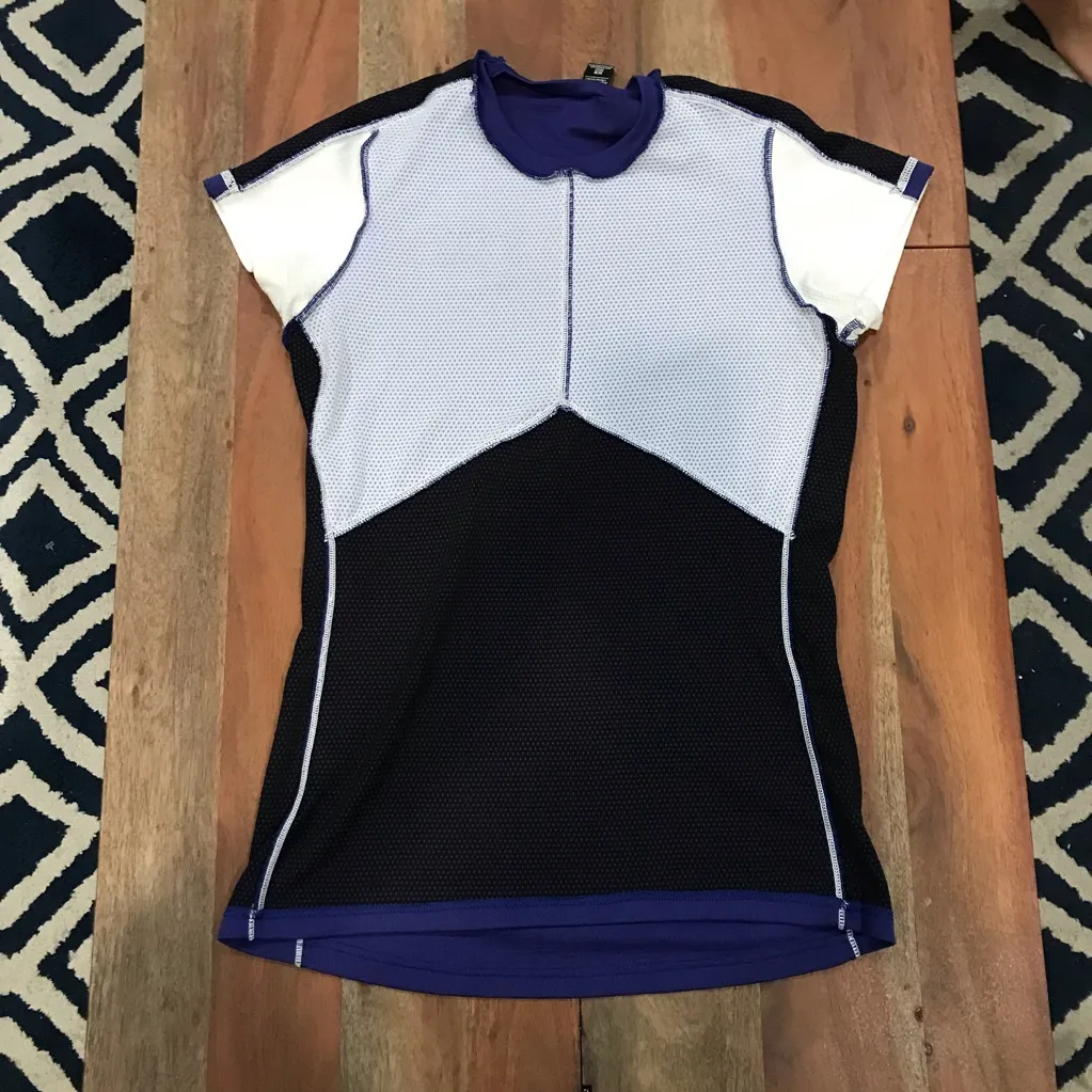 Helly Hansen blue color blocked short sleeve tee t-shirt M athleticwear - Image 10