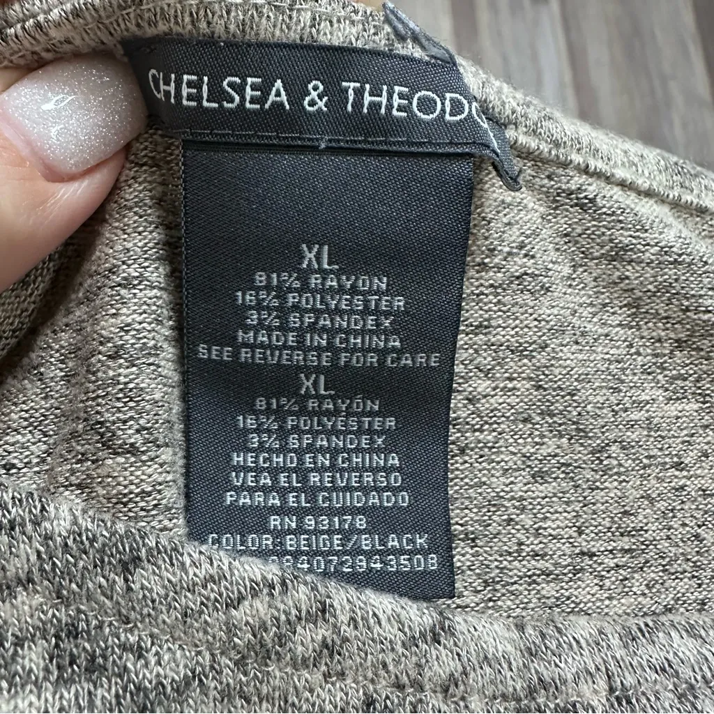 Chelsea & Theodore Tan and Black Knit Top with Tie Front, Women’s XL - Image 5