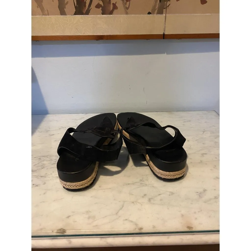 Vince Flint Shoes Womens Size 7.5 Black Suede Thong Sandals Espadrille Flat - Image 5