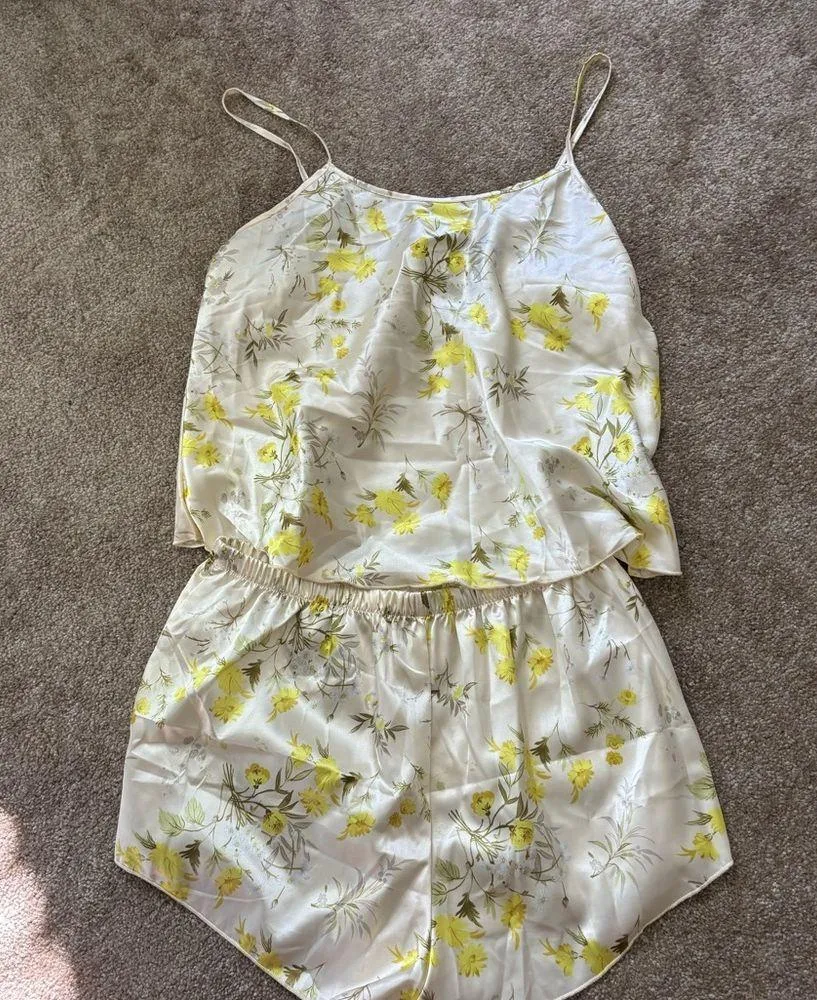 Pajama Set Size L - Image 2