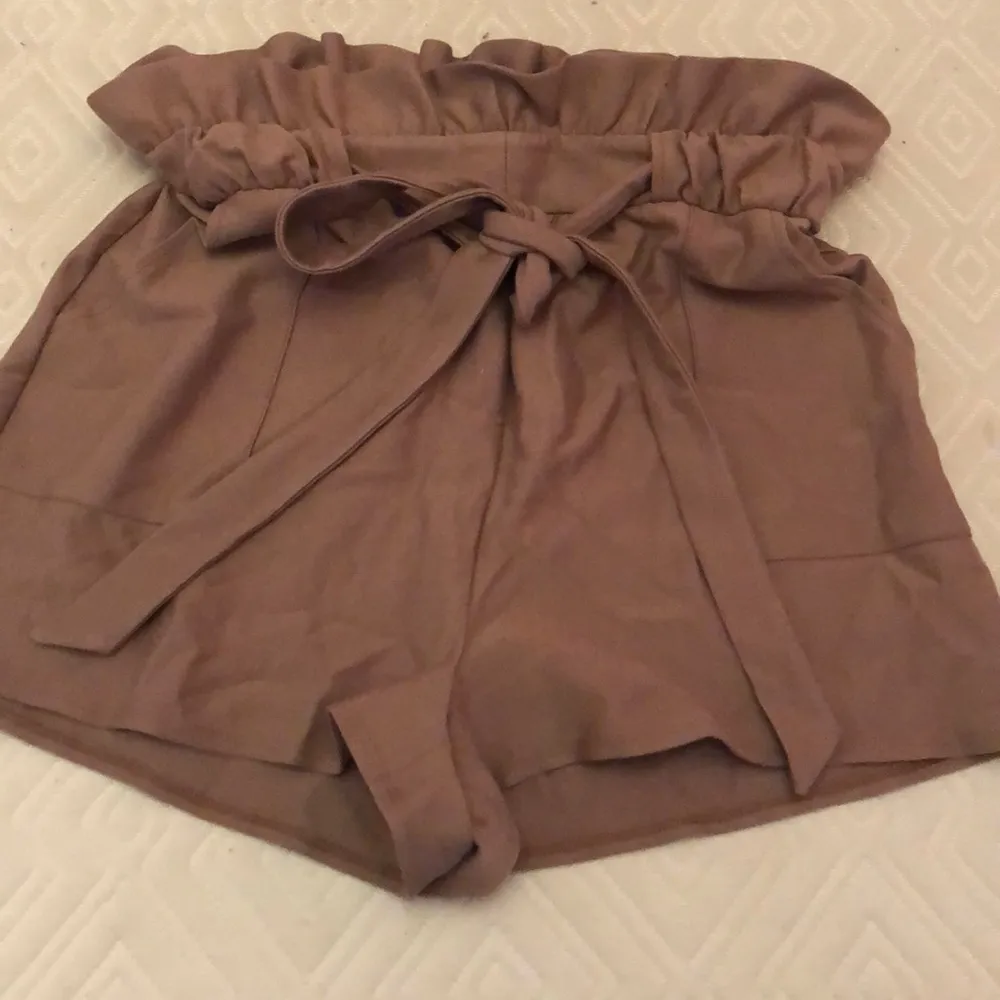 Ruffled Trim Brown Express Dress Shorts - Image 2