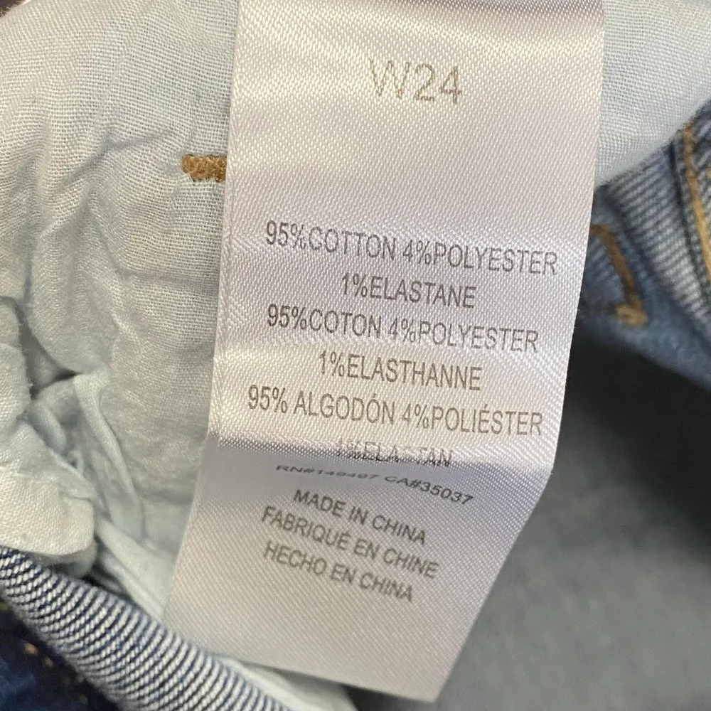 Joe's Jeans Easy Bermuda Medium Wash Distressed Denim Shorts Women's Size 24 NWT - Image 8