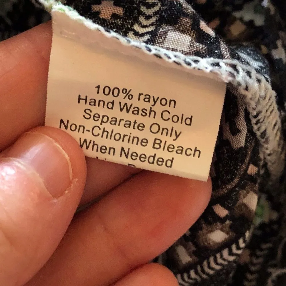 Cyn by Cynthia Mehra Boho Feather Romper Size undefined - Image 4