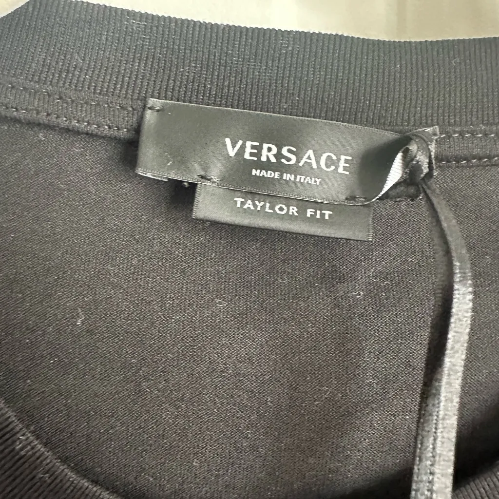 Versace Taylor Fit Logo T Shirt-‎ NWT - Image 5