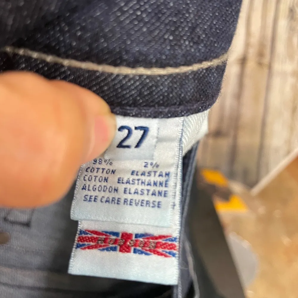 Hudson jeans triangle pocket boot cut sz 27 low rise euc - Image 3