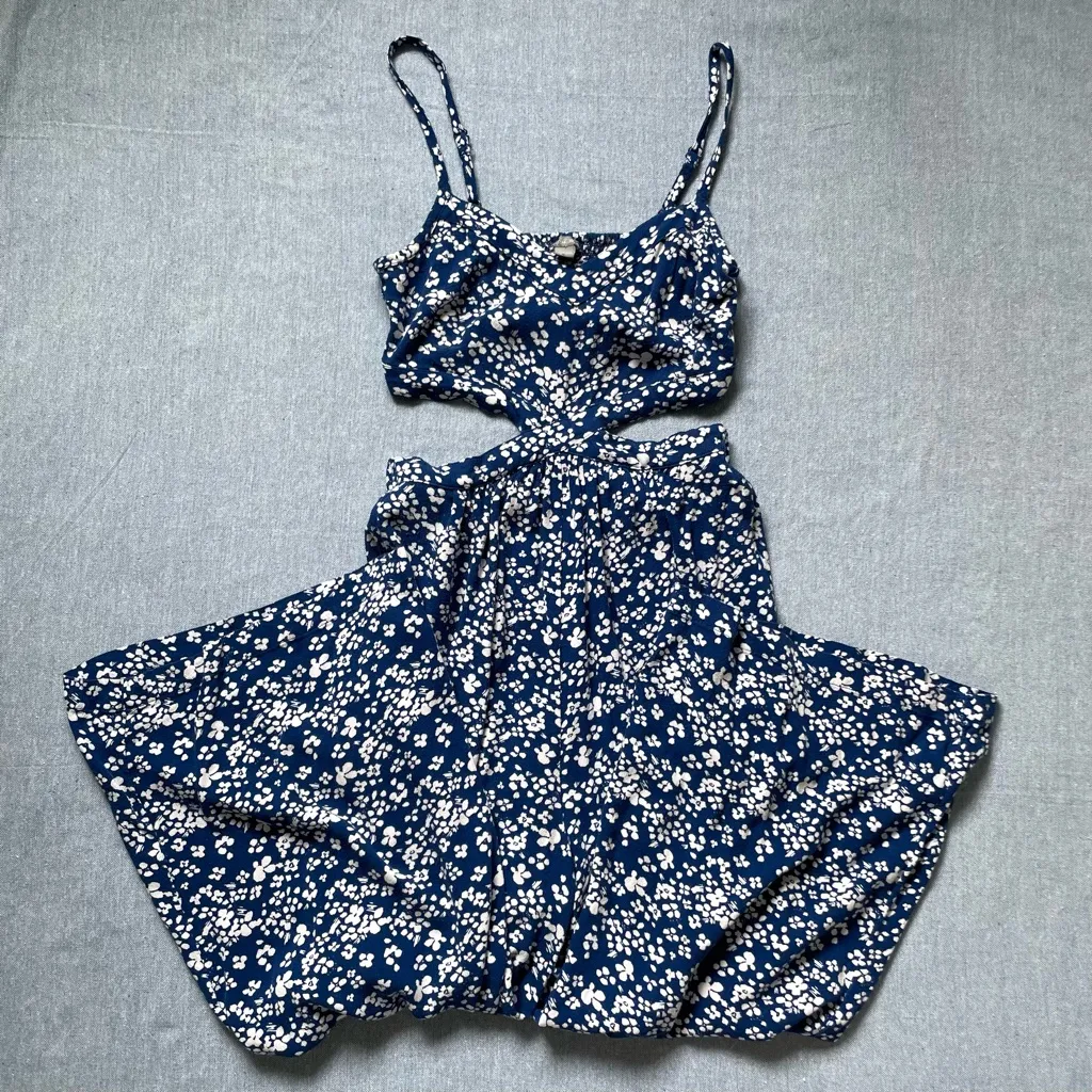 Aerie Floral Cut Out Waist Wide Leg Jumpsuit Size XS - Image 2