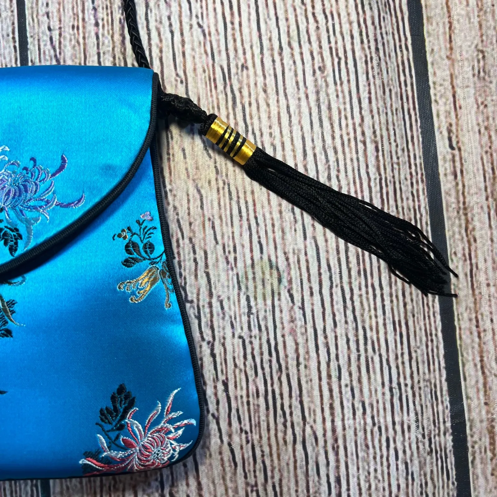 Hand Made Pure Silk Embroidery Mini Cross - Image 4