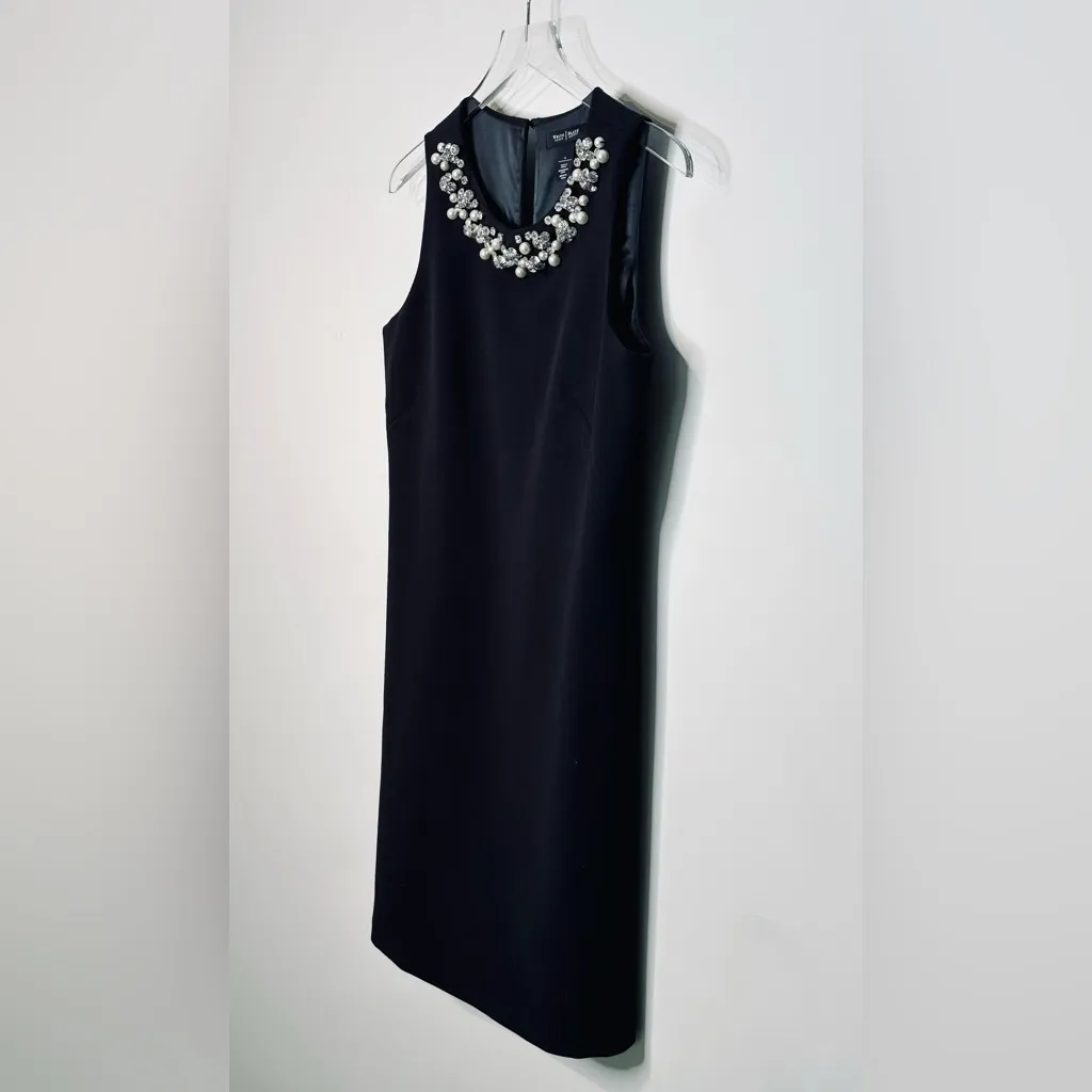 White House Black Market Rhinestone Pearl Collar Neck Dress Size 6 - Image 5