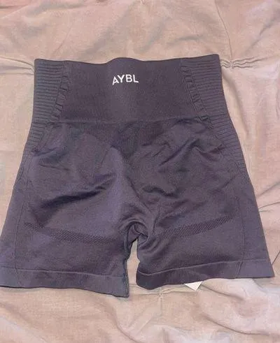 AYBL shorts - Image 3