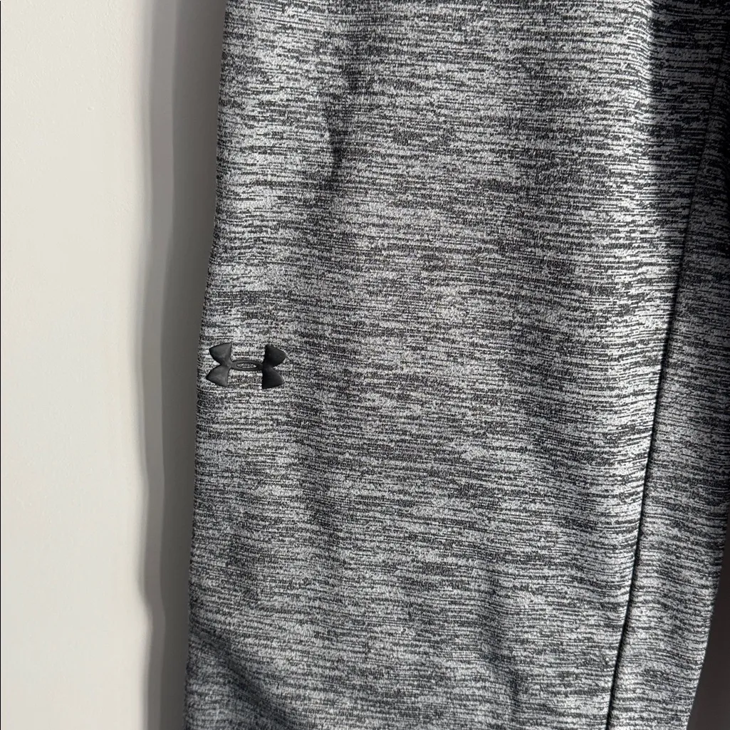 Under Armour Gray Sweatpants Size M - Image 4