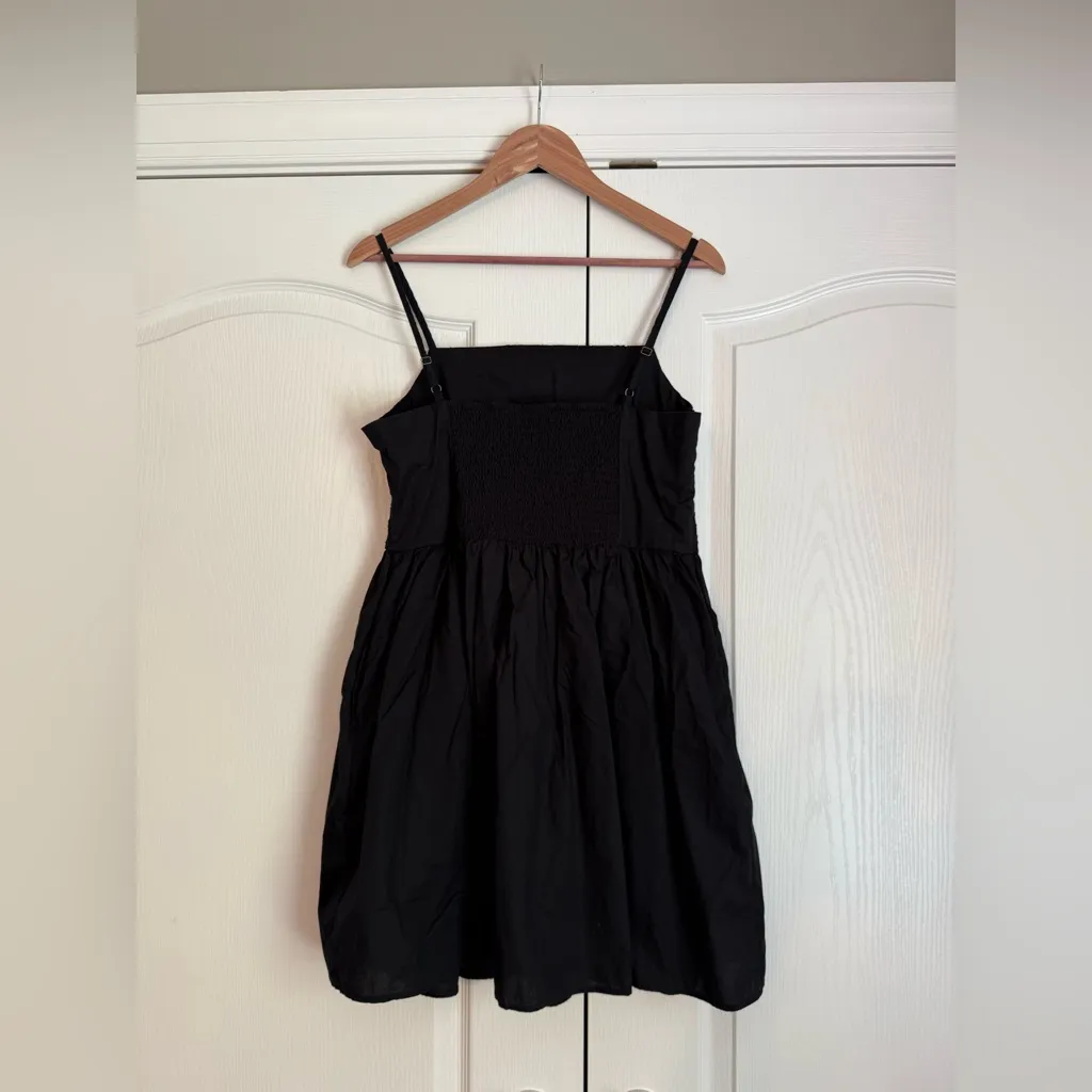 GAP Black Dress with pockets - Image 6