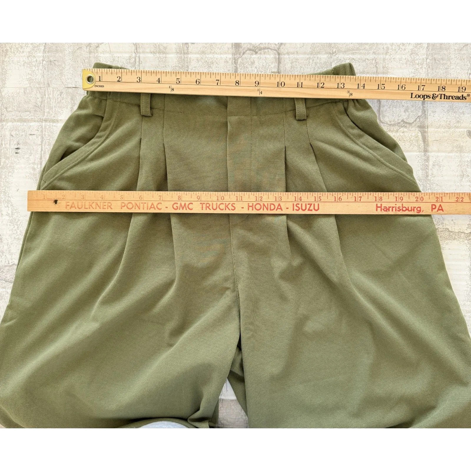 Halara Flex High Waisted Green Wide Leg Waffle Pleated Floor Length Pants Sz M - Image 8