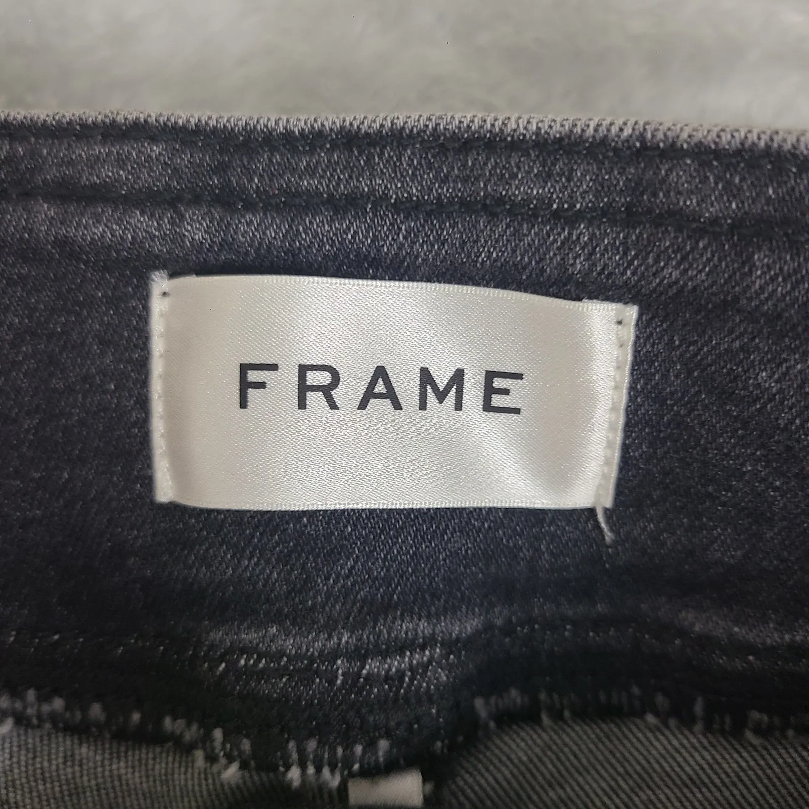 Frame Jetset Crop Mini Boot Sheen Noir Black Stretch High Rise Bootcut 0 - Image 2