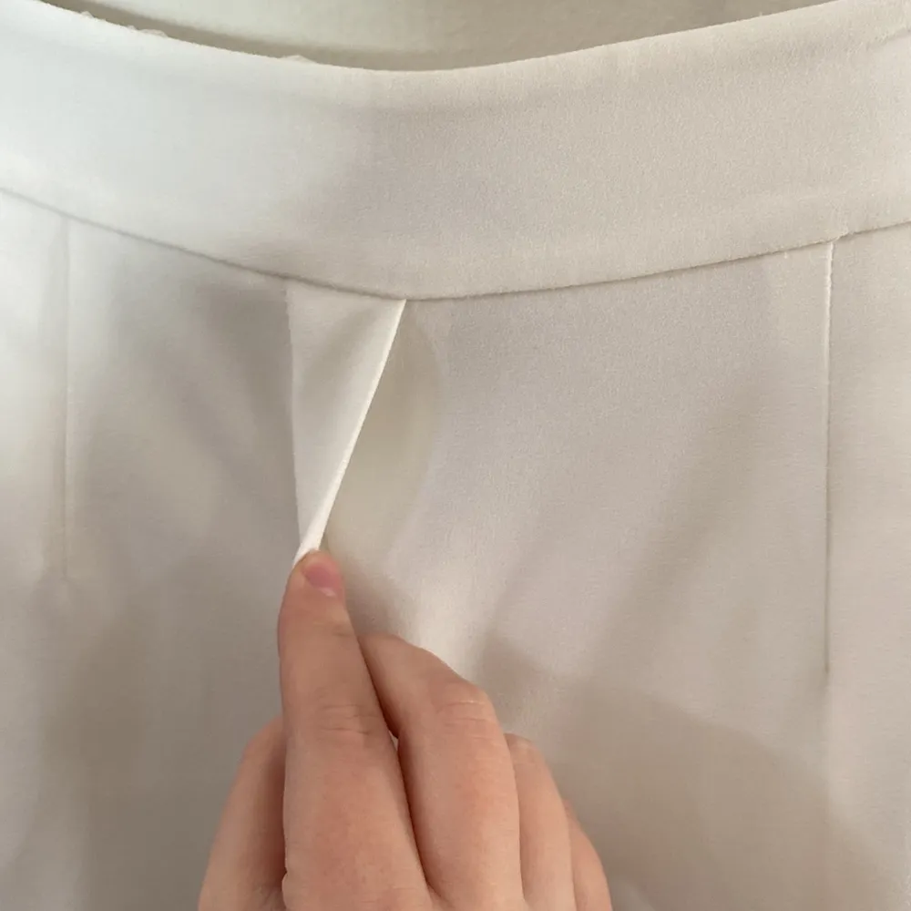 R Label | the Reset Japanese fabric crepe Modern joggers in Ivory size XS White - Image 7