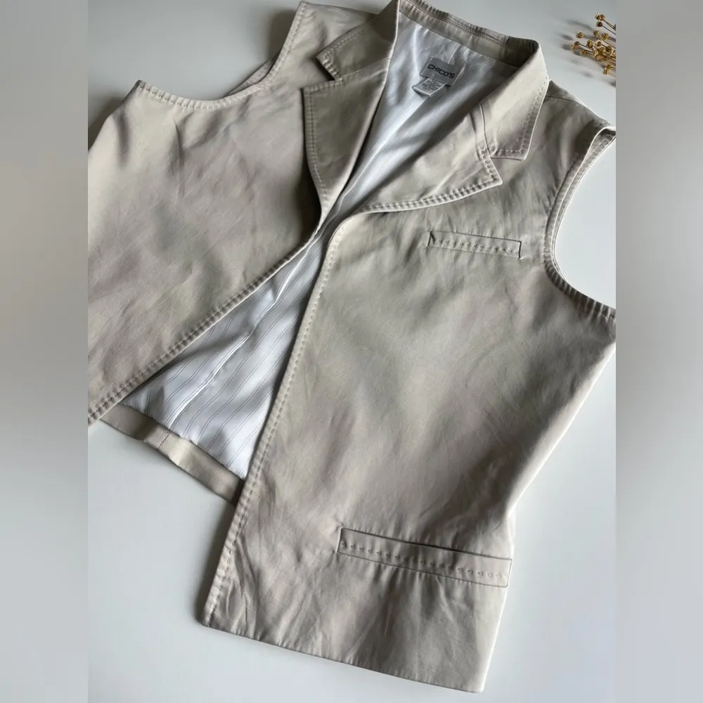 Women's Career Open Front
Vest Stitch Detail Beige - Image 5