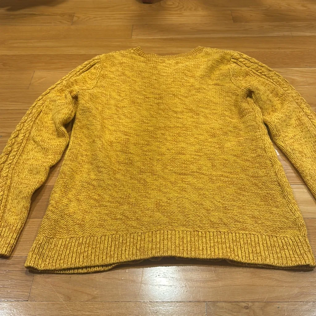 Old navy women cable knit yellow size large . - Image 5