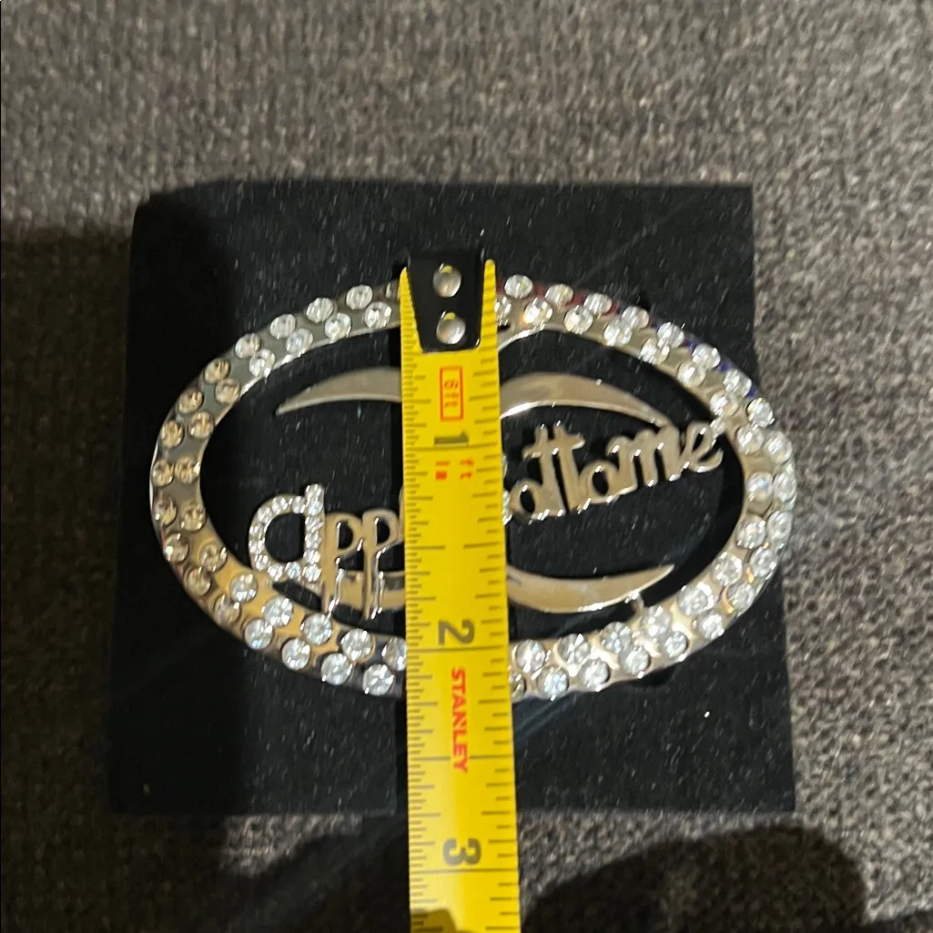 Apple bottome buckle vintage Y2K. Bling crystal. Silver - Image 5