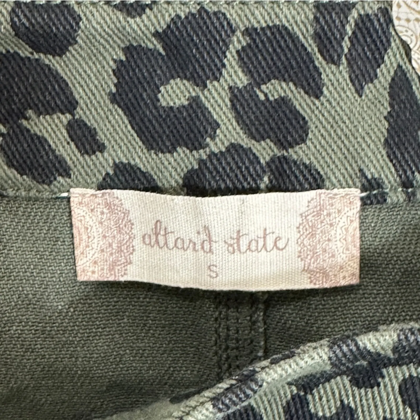 NWT Altar’d State Mini Skirt Womens S Green 100% Cotton Zip Up Leopard Print - Image 5