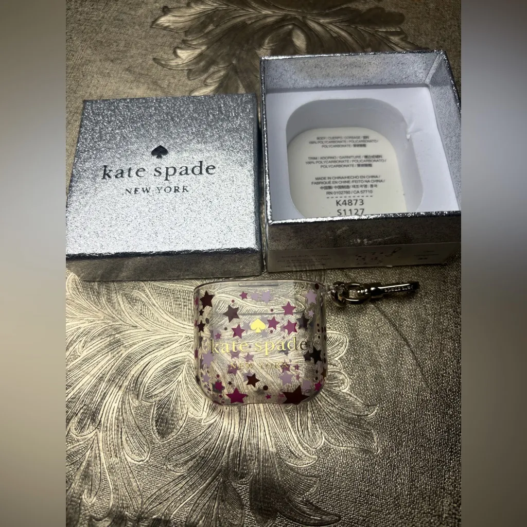 🩷🩷Kate Spade New York case for AirPods.🩷🩷box (J) - Image 10