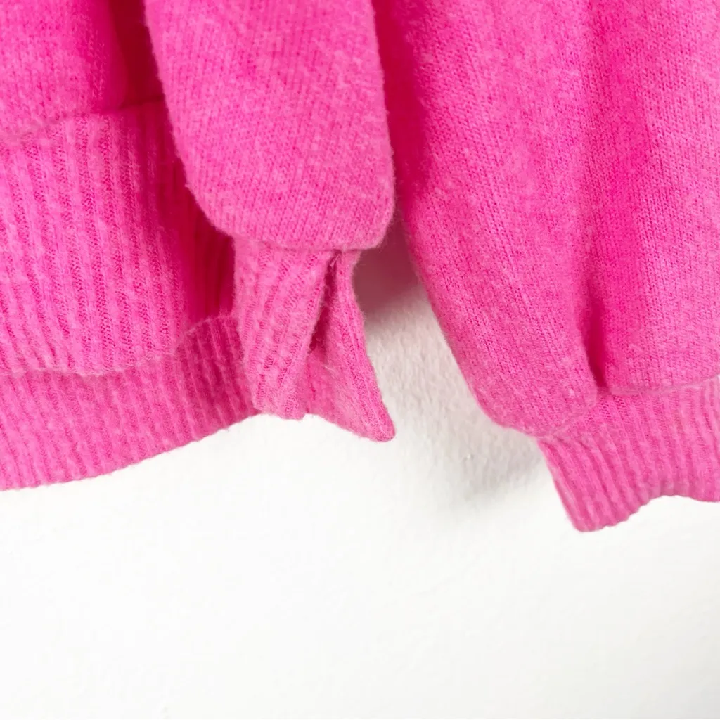 LNA Clothing Pink V-Neck Long Sleeves Drop Shoulders Fuzzy Sweater Small - Image 5