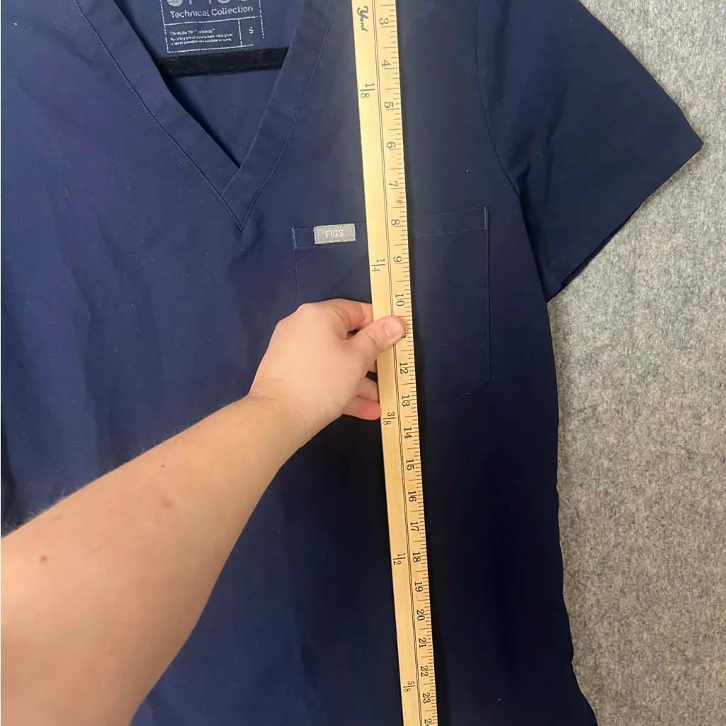 Figs technical collection Woman Size Small Navy Blue Scrub Shirt - Image 6