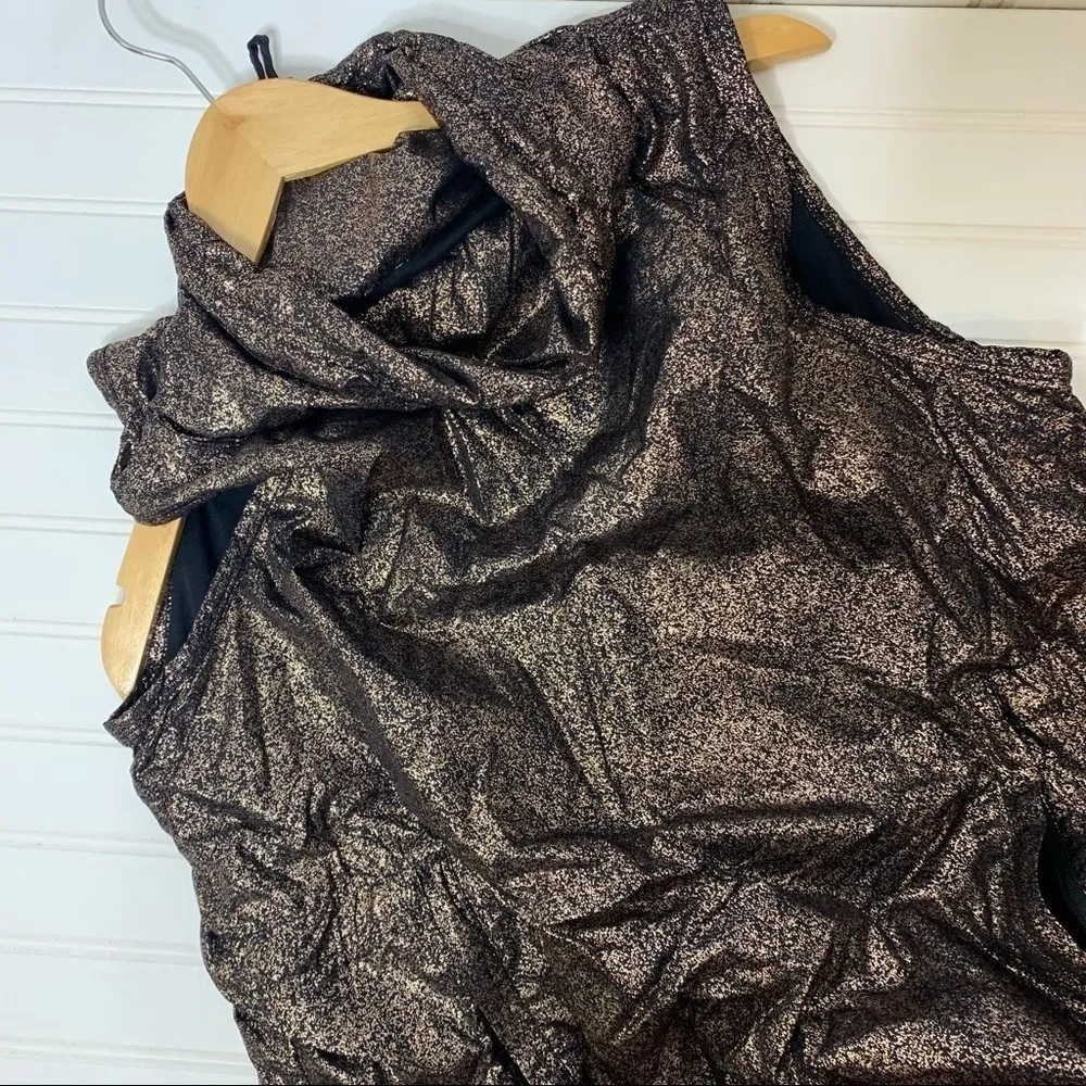 Fabletics Liora Vest Pullover Black Rose Gold 749 - Image 10