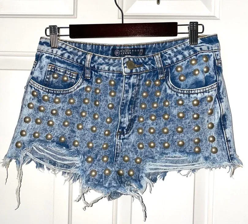 Boom Boom Jeans Size 9 Silver Studded High Waisted Ripped Jean Shorts - Image 3