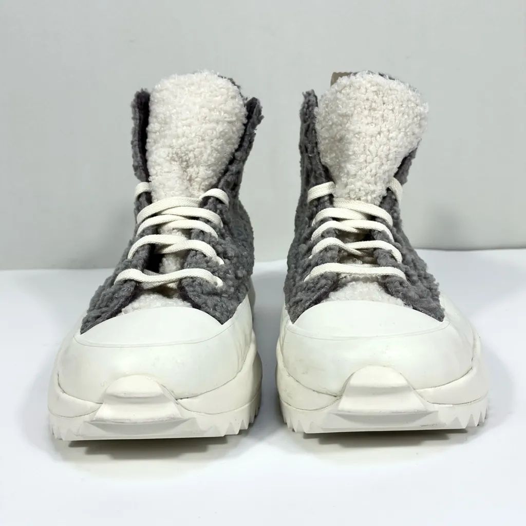 Converse Chuck Taylor All Star Faux Shearling Run Hike Platform Sneakers 9 NWT - Image 4