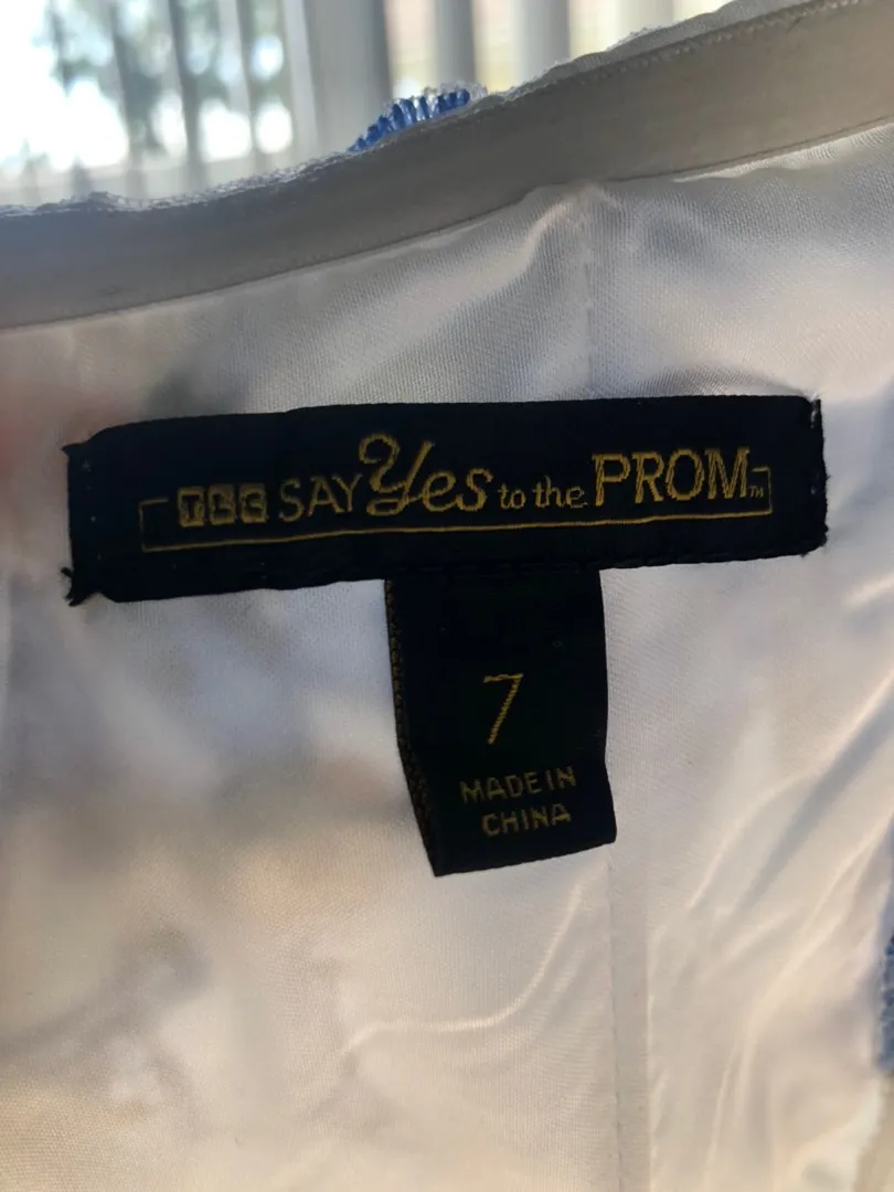 Say Yes to the Prom Juniors' Rhinestone-Appliqué Ballgown - Image 10