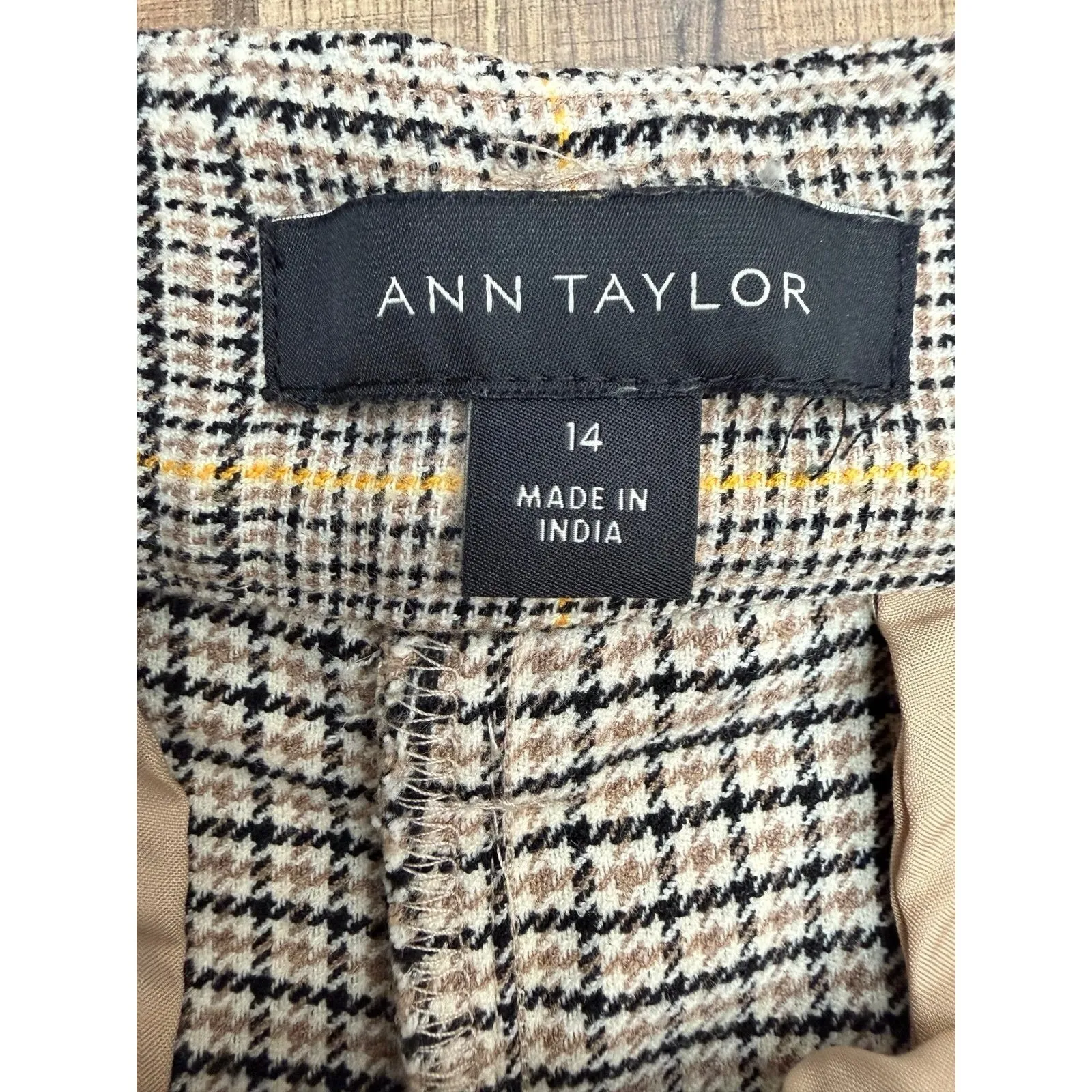 Ann Taylor Plaid Ankle Pants Women Size 14 Beige Black Career Stretch - Image 5