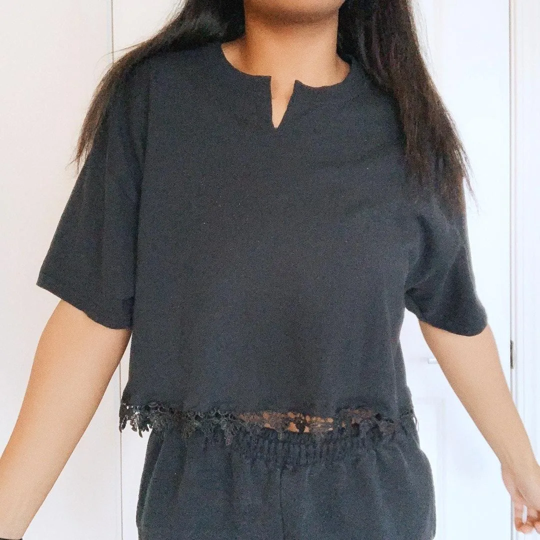 Gildan Black Crop Top - Image 7