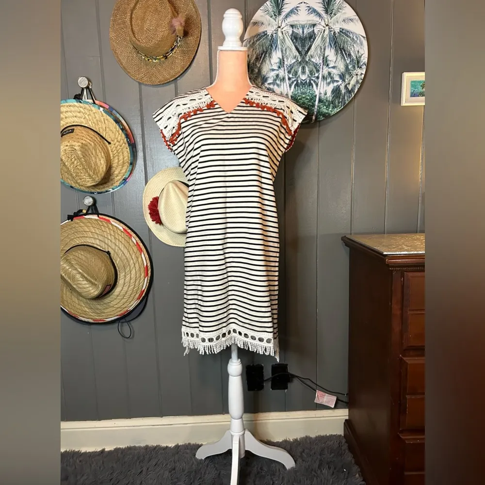 THML Cream W/ Navy Stripes Beach Coverup Small - Image 2