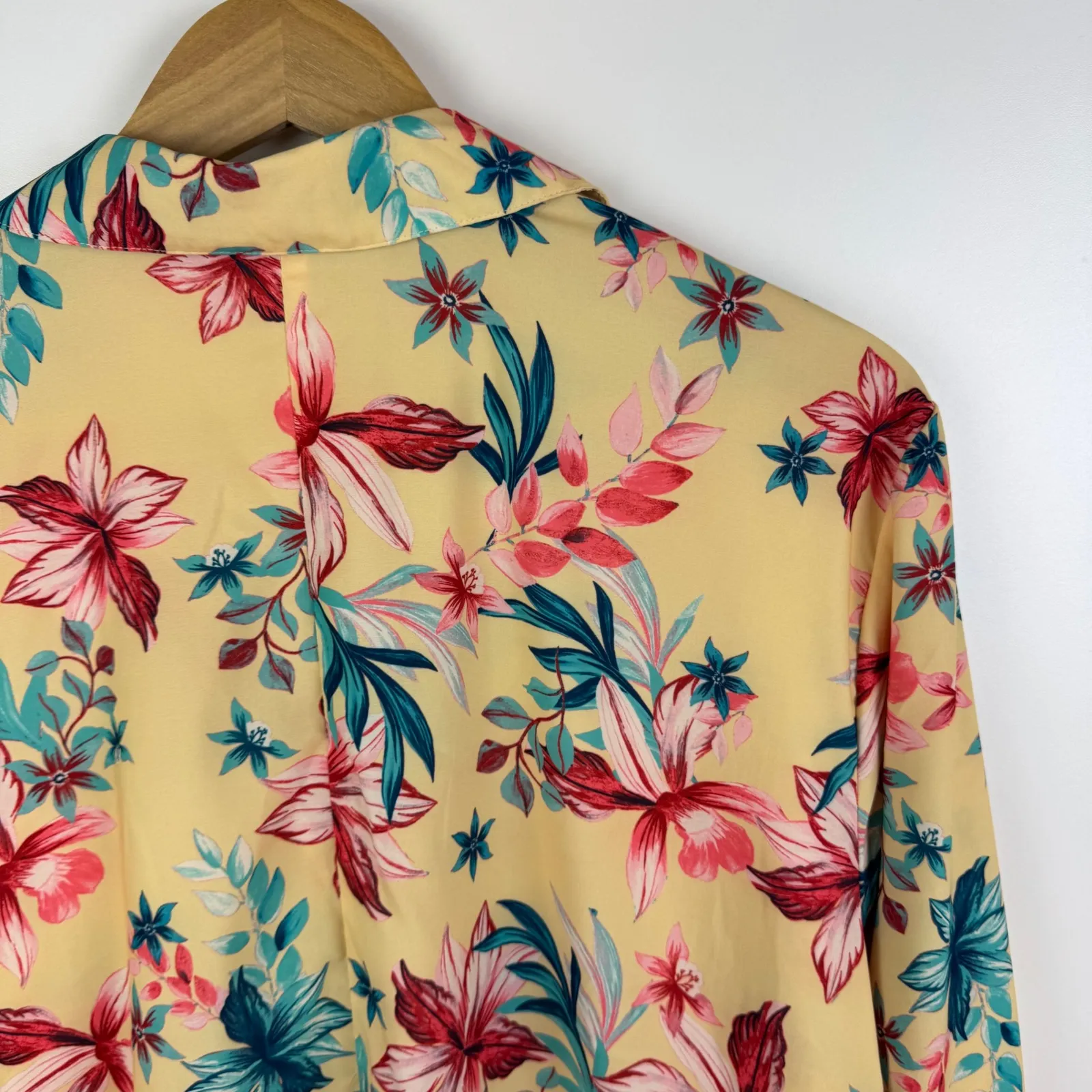 Catherines  Floral Button Down Shirt Size 1X Yellow Multicolor Tropical‎ Resort - Image 3