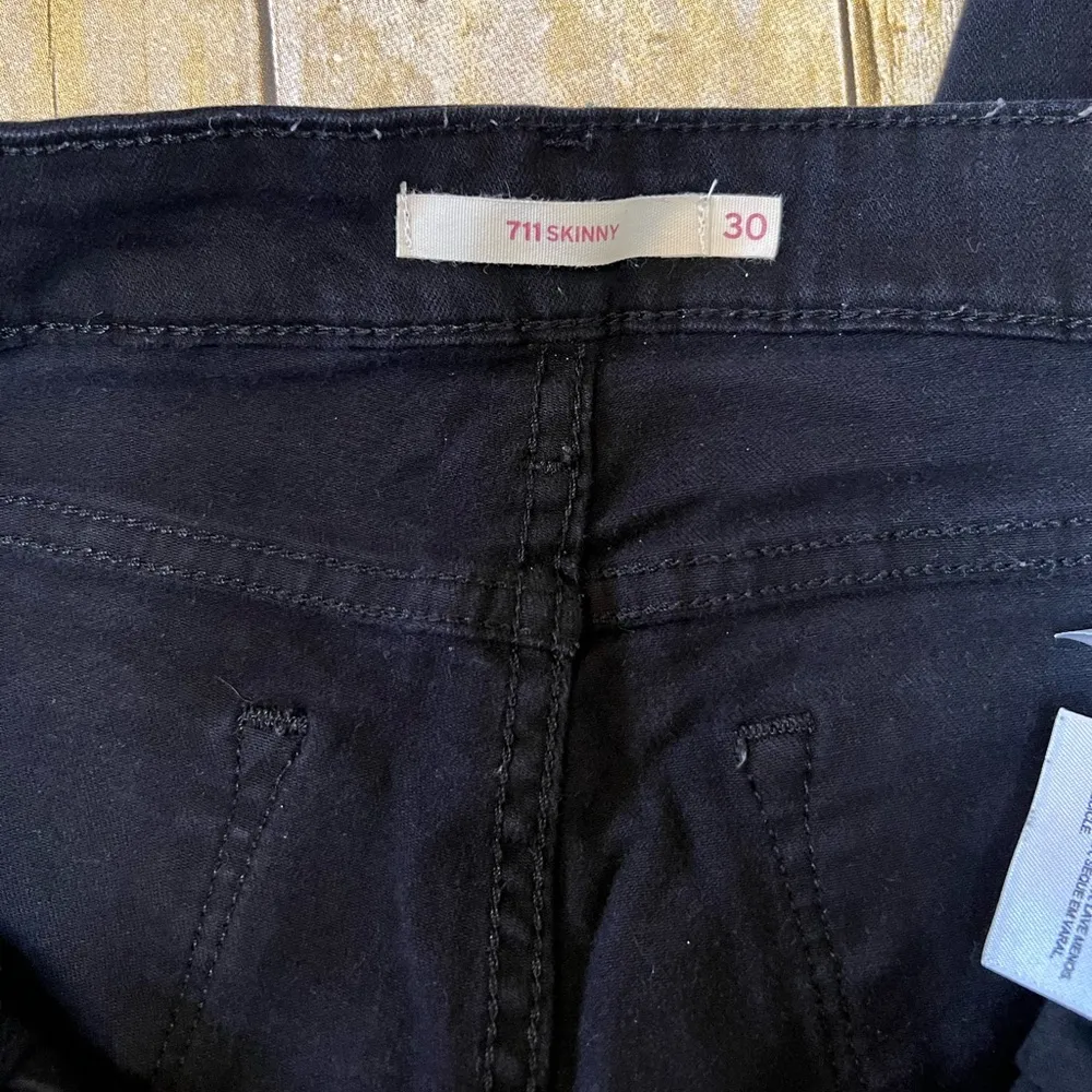 Levi 711 Black Destructed Skinny Jeans - Image 6