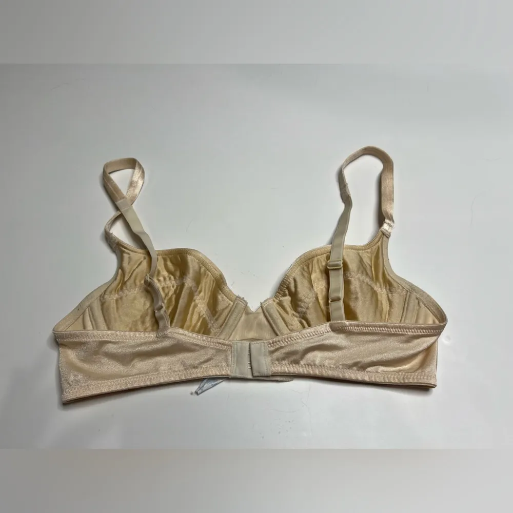 Vintage Lily of France bra size 34B - Image 5