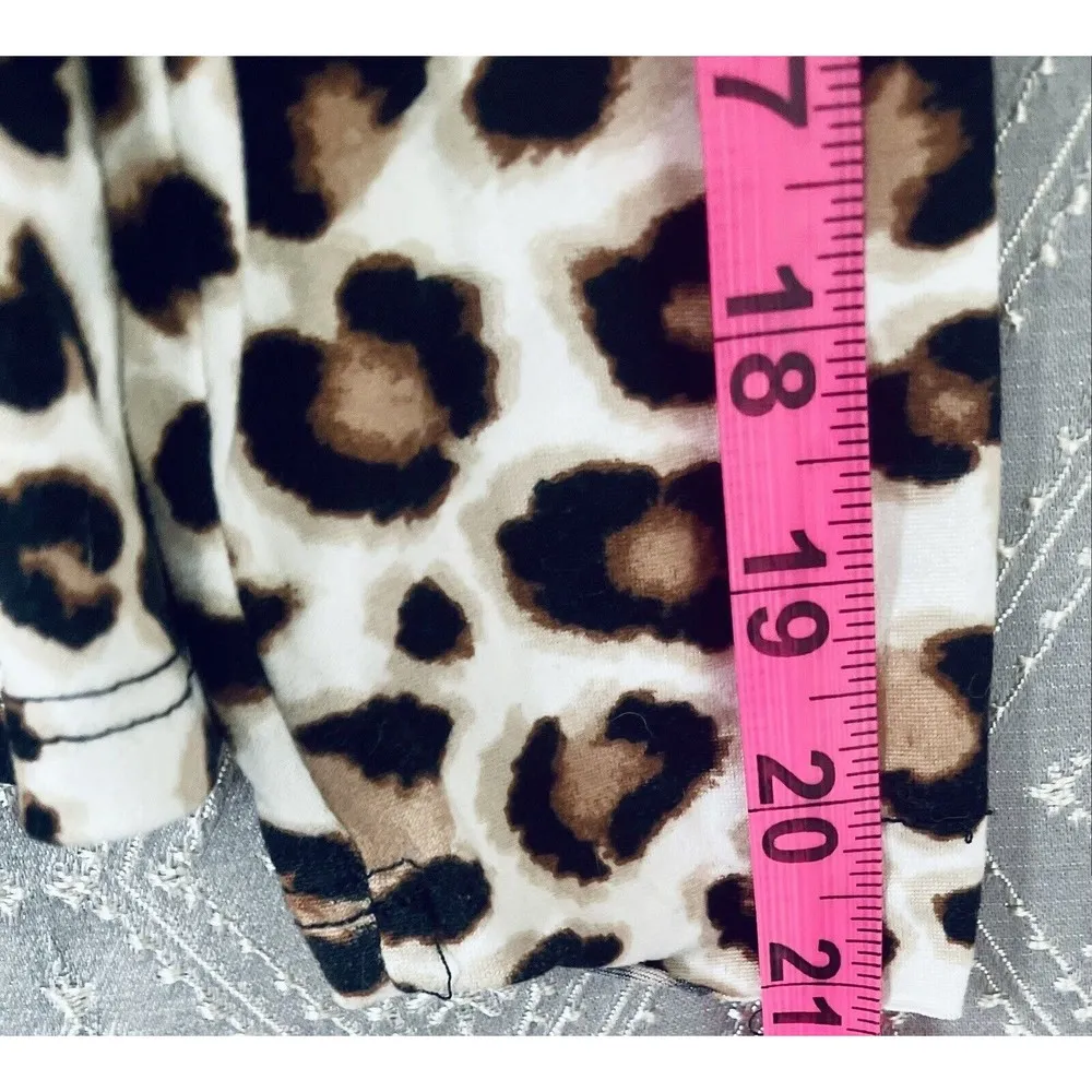 2 Ladies Gaze Long Sleeved Animal Print Tops Size Small And Extra Small - Image 5