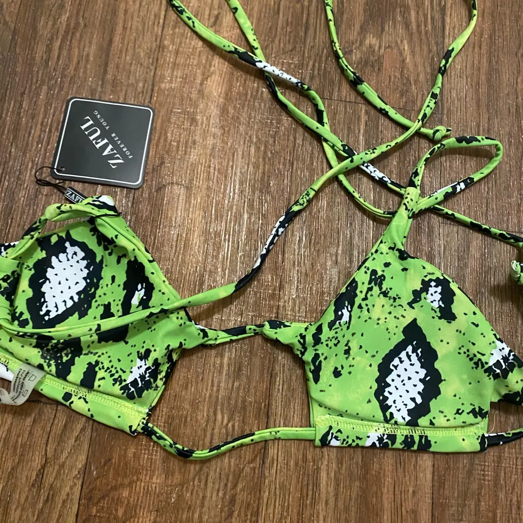 Zaful Womens Swimsuit Swim Bikini Top Only S Small Lime Green Print New NWT - Image 5