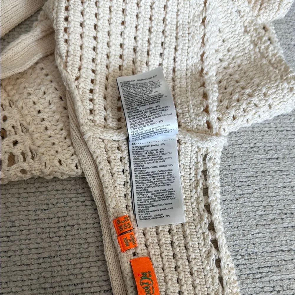 Superdry Cream Sleeveless Cropped Halter Top - Image 12