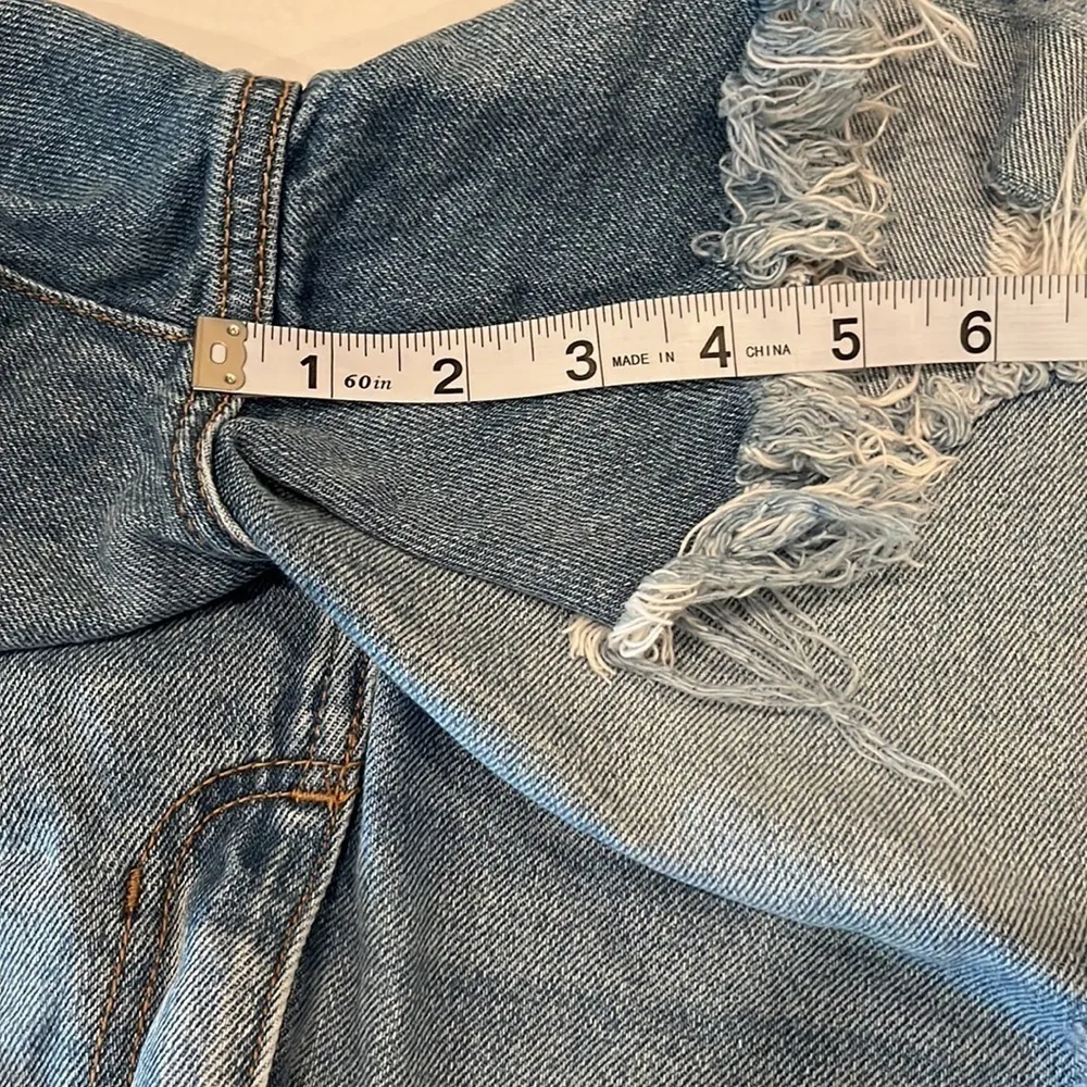 Cello Cutoff Shorts Distressed Frayed Hem Size S - Image 6