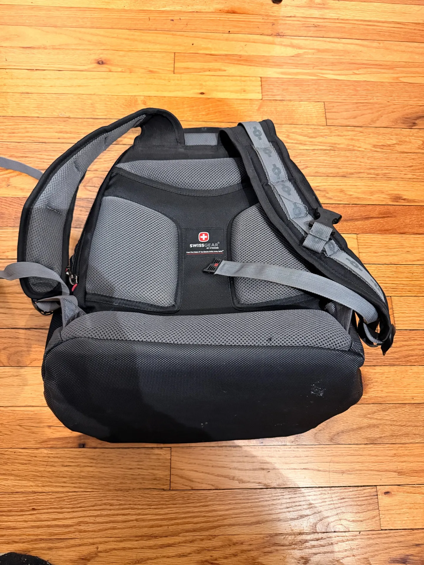 ✈️Wenger Synergy SwissGear unisex Laptop 16” heavy duty sport waterproof durable Black - Image 3