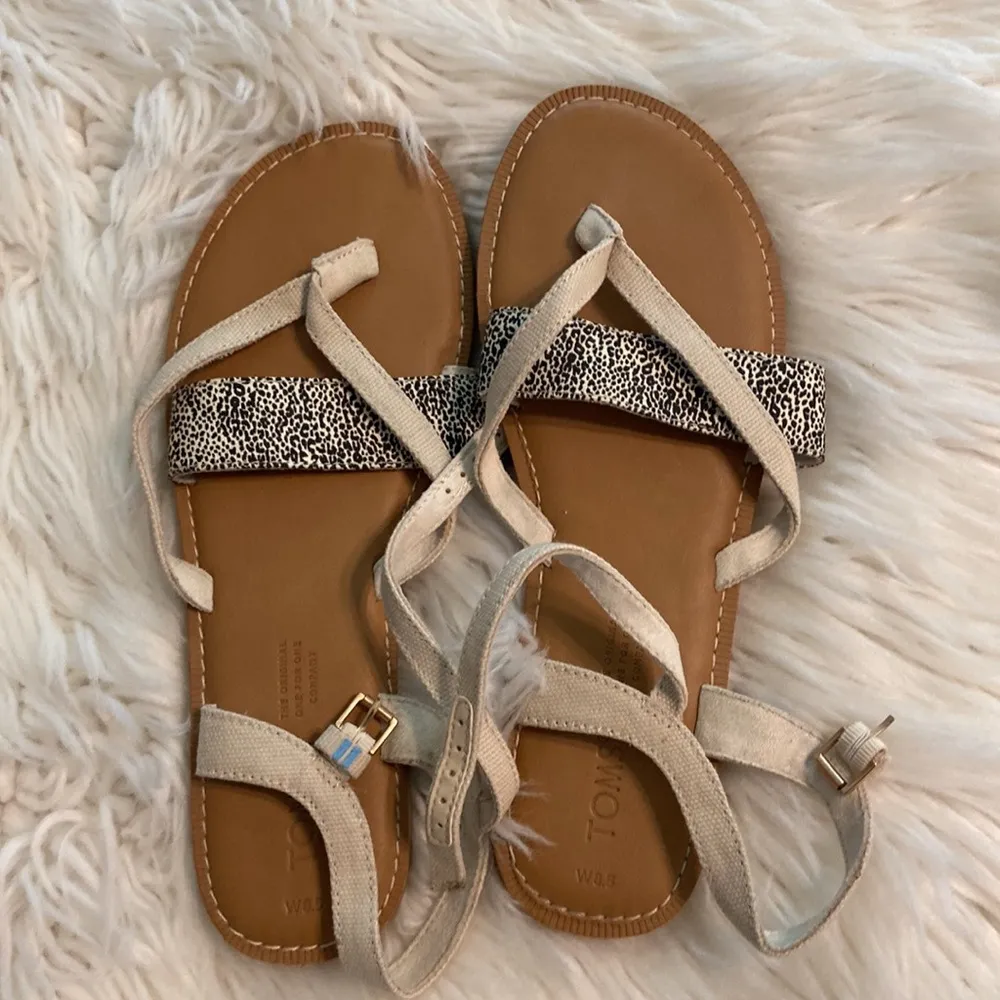 Toms Tan and Black Boho Sandals size 8.5 brand new without tag see all photos - Image 10