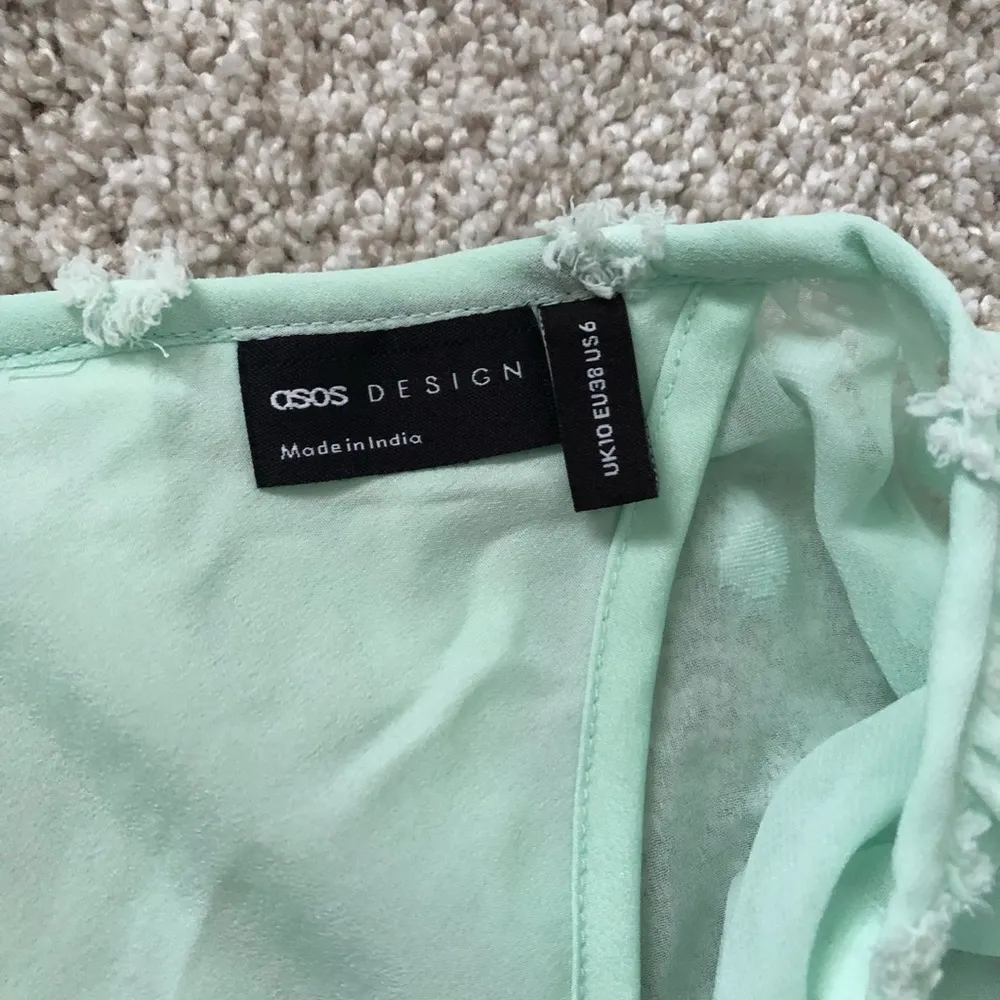 New ASOS long balloons sleeve textured with tie neck detail oversized top size 6 - Image 10