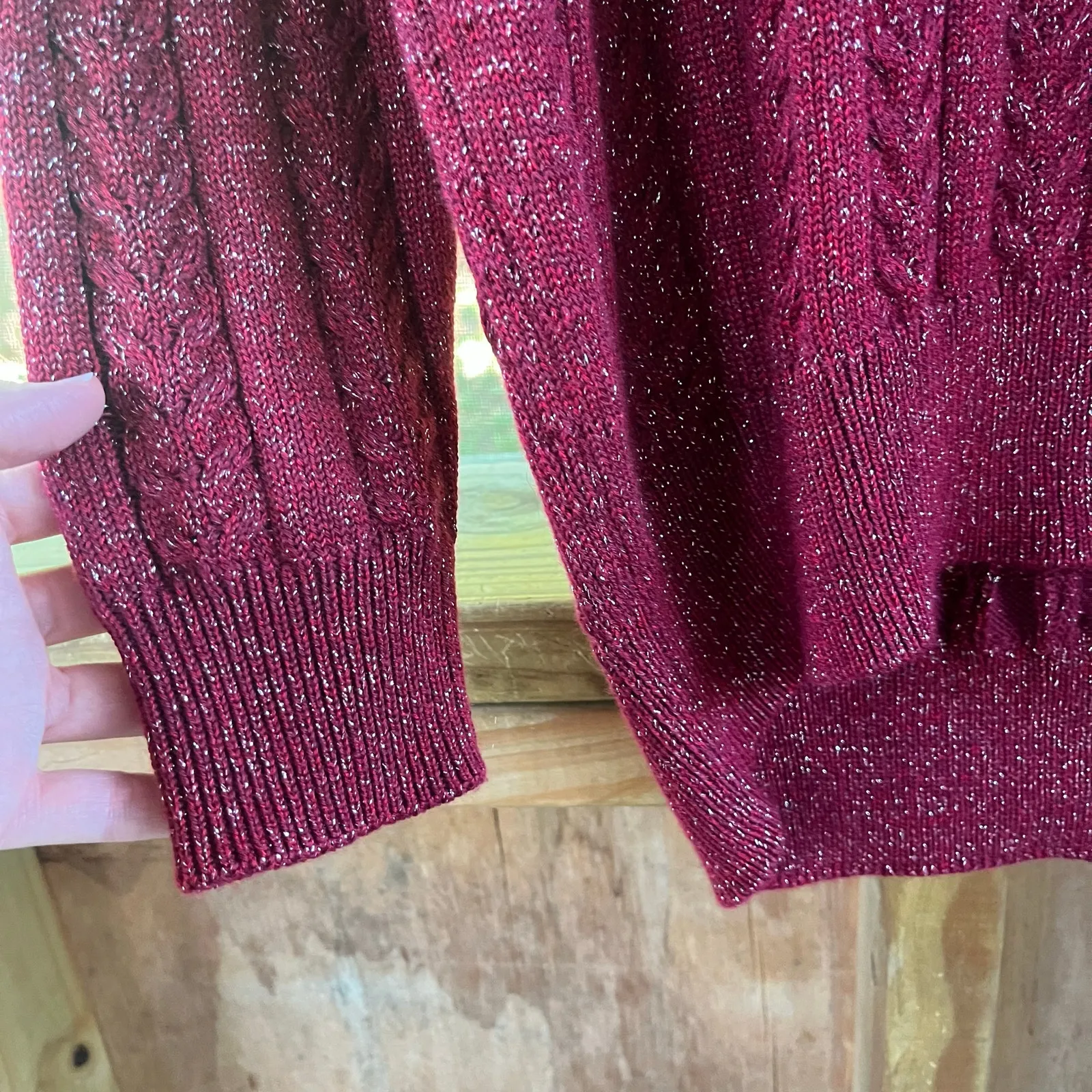 Athleta Women's Red & Silver Sparkle Pullover Sweater Size L - Image 5