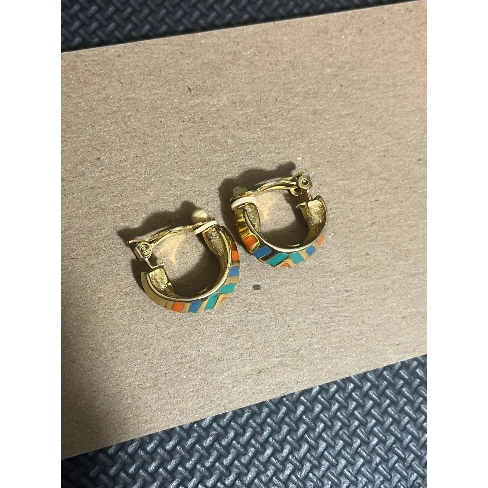 Vintage Cora gold tone‎ multi color clip on earrings boho funky jewelry - Image 4