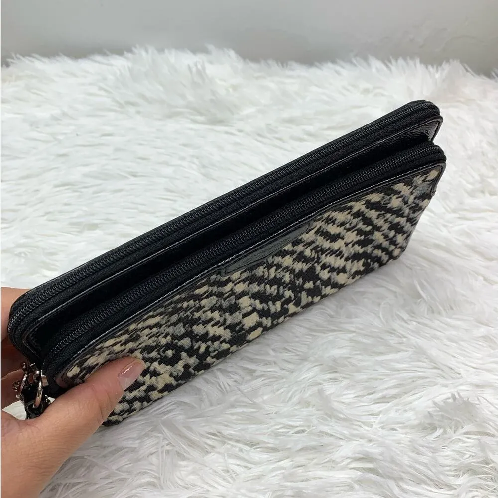 COACH Donegal Double Zip Wallet - Image 4